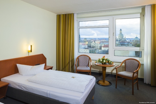 Hotel Am Terrassenufer (Dresden)